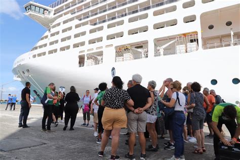 Mais De Mil Turistas Chegam A Bahia No Primeiro Dia Da Temporada De