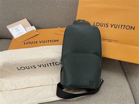 Louis Vuitton Avenue Sling Bag Taiga Leather Rare Limited Brand New Collection Ebay