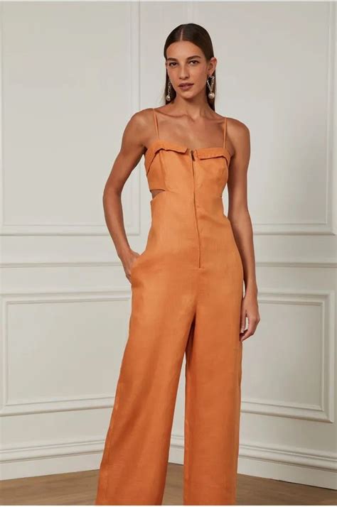 Macacão Pala Linho Pespontado Nude Bronze Exclusivo Animale Loja Milla Gomes