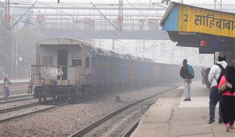 Irctc Update Indian Railways Cancels 351 Trains Scheduled To Run Today