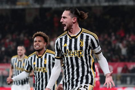 Gatti Trascina La Juve Al Primo Posto In Classifica Con Un Gol Nel