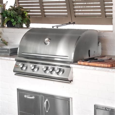 Blaze Blz 4 Ng 32 Inch 4 Burner Built In Natural Gas Grill With Rear