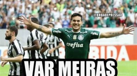 VARmeiras Vitória do Palmeiras sobre o Vasco rende memes na internet