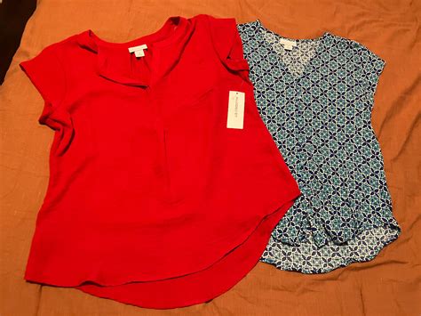 Lot Of 2 Nwt Euc Sz Med Liz Claiborne Blouses Short Sleeve Lightweight Ebay