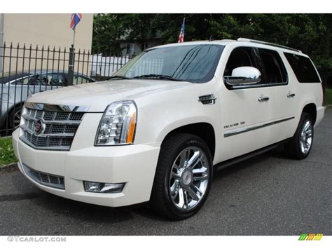 White Diamond Cadillac Escalade Esv Platinum Awd Photo