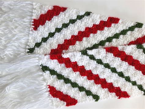 C2C Candy Cane Scarf - Crochet Pattern Bonanza