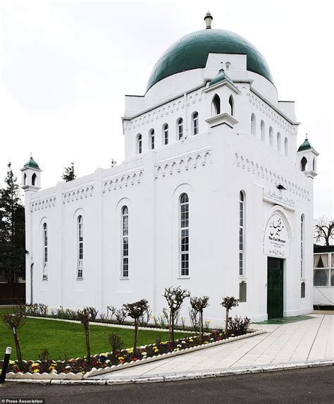 London Mosques Listed For Historic And Cultural Significance Daily