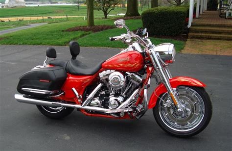 2007 Harley Davidson FLHRSE3 Screamin Eagle Road King Razor Red W