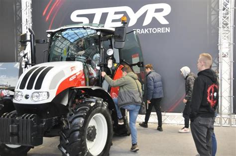 Targi Techniki Rolniczej Agrotech W Kielcach Eska Pl