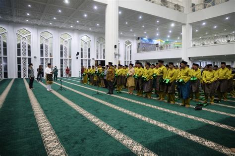 Gubernur Kepri Ansar Ahmad Lantik Dewan Hakim MTQ IX Provinsi Kepri