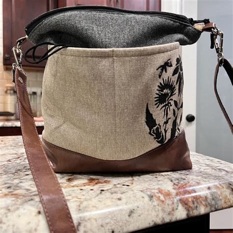 Medium Canvas Crossbody Bag Zipper Jute Shoulder Bag With Pattern Canvas Hobo Crossbody Purse