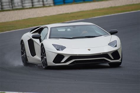 2017 Lamborghini Aventador S Review Caradvice