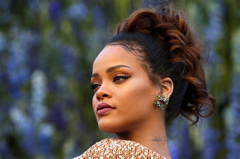 Rihanna Beautiful Wallpapers Top Free Rihanna Beautiful Backgrounds