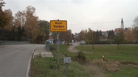 Velden Landkreis Landshut Fotos Von Verst Render Tat Mann Vergeht