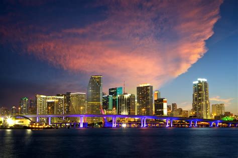 Top 20 Hotels in Downtown Miami Florida | Green Vacation Deals