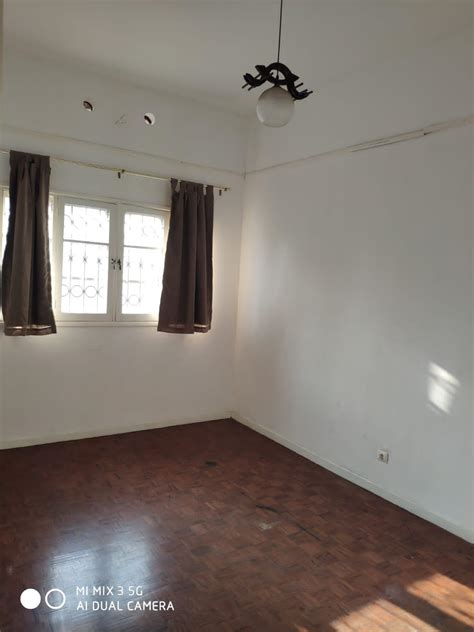 Casas A Venda Vende Se Flat Tipo R C No Bairro Central Av Agostinho