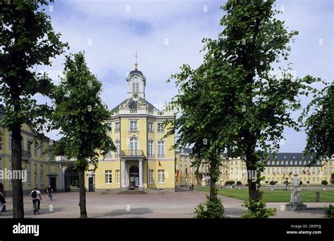 Karlsruhe Palace, Karlsruhe, Baden-Wurttemberg, Germany Stock Photo - Alamy