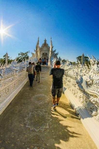 Wat Rong Khun , Chiang Rai, Thailand Free Stock Photo - Public Domain ...