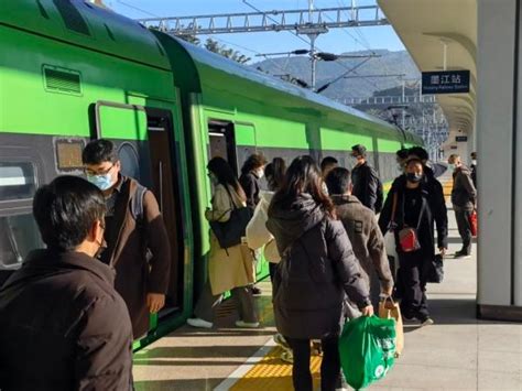 【新春走基层】春运首日 墨江站运行平稳有序 发送旅客明显增多 资料区 云南频道 云南网