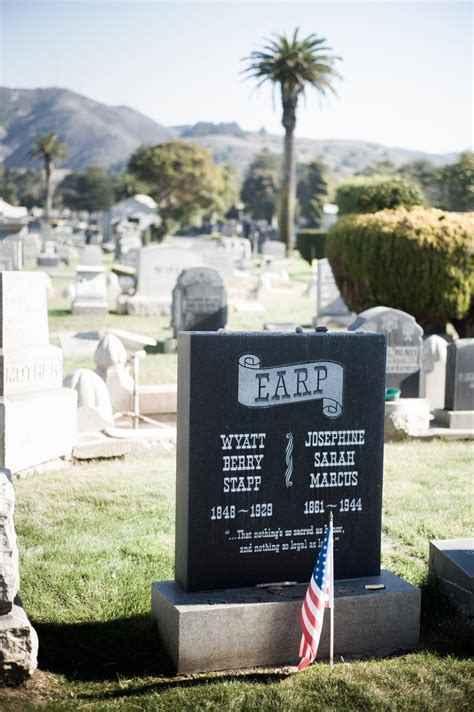 Wyatt Earp's Grave – Colma, California - Atlas Obscura