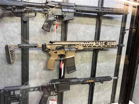 I saw one in the wild today boys. : r/ar15