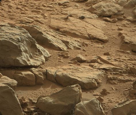 Curiosity Rover Finds Shiny Doorknob Rock On Mars Space