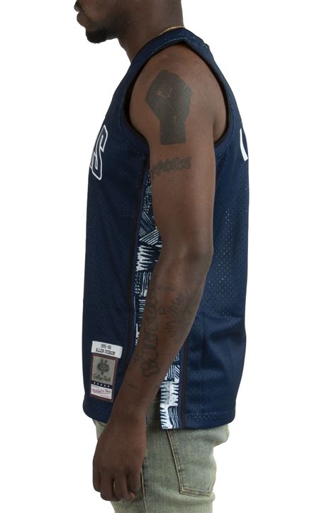 MITCHELL AND NESS GEORGETOWN 1995 ALLEN IVERSON JERSEY SMJY4845 ...