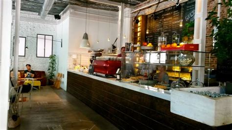 Monkee Koffee Amazing Coffee Next To Canal Isabel II Naked MadridNaked Madrid