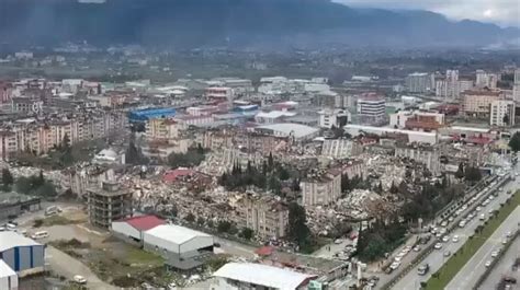 Antakya da binaların yıkılmasına neden olan depremin drone görüntüleri