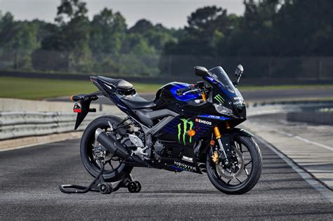 Yamaha Yzf R Monster Energy Motogp Edition Launched Shifting Gears