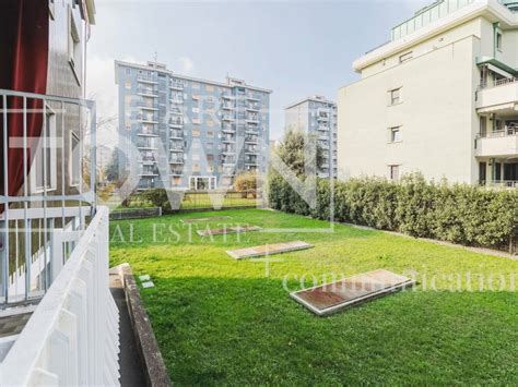 Vendita Appartamento Milano Quadrilocale In Via Pier Alessandro