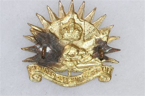 Original Ww Canadian The Westminter Regiment Canada Cap Badge