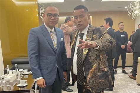 Hotman Paris Sebut Venna Melinda Bakal Gugat Cerai Ferry Irawan Dalam