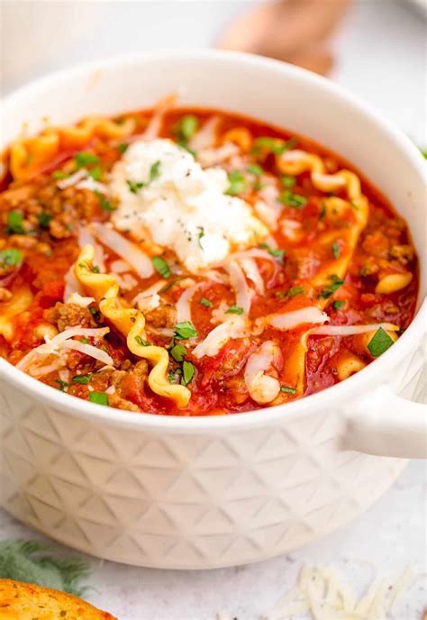 Easy Lasagna Soup Recipe Sweet Tea And Sprinkles