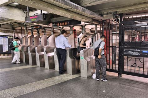 MTA chairman urges against decriminalizing subway turnstile jumping ...