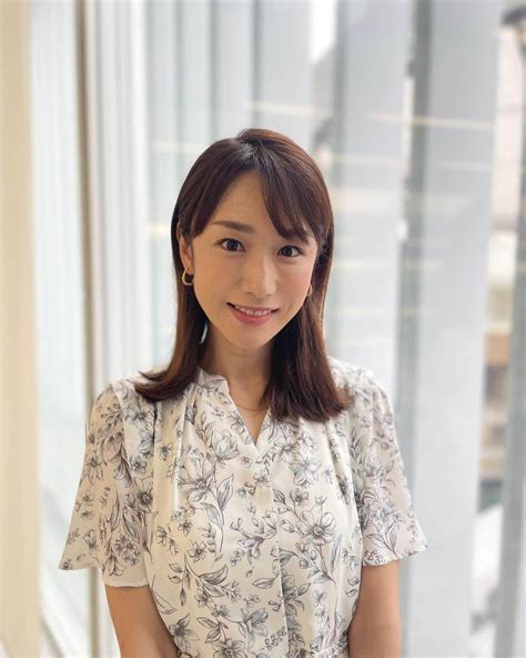 堂真理子さんのインスタグラム写真 堂真理子instagram 「本日の「ワイド！スクランブル」の衣装は、 ☆ワンピース