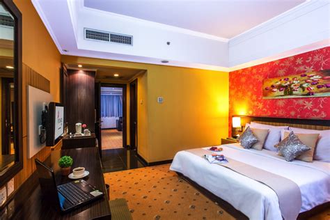 Rooms Orchardz Suite Jayakarta Hotel Orchardz Hotel Jayakarta