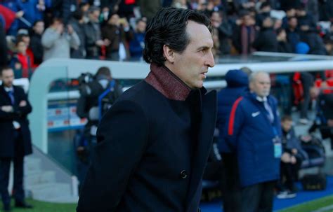 Malgré l élimination Unai Emery se voit rester au PSG sauf qu on sait