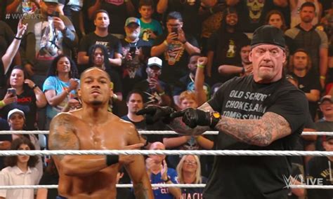 The Undertaker realiza una aparición especial en WWE NXT