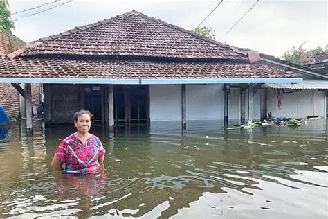 Demak Kembali Diterjang Banjir Jalan Pantura Karanganyar Lumpuh 89