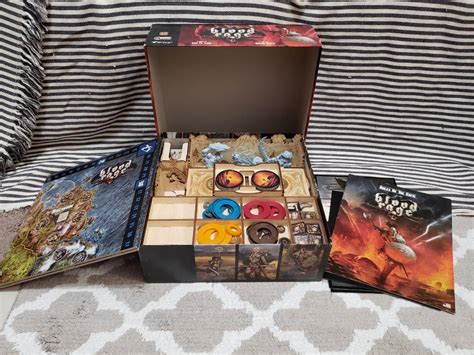 Blood Rage boardgame wooden insert Tower Rex 興趣及遊戲 玩具 遊戲類