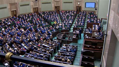 Sejm Przeg Osowa Ustaw Dyscyplinuj C S Dzi W Polsat News