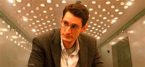 Pierre Niney sera un gourou dans le prochain thriller du réalisateur de