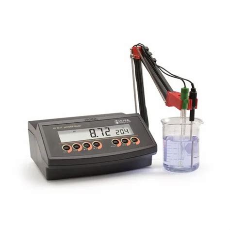 Hanna Ph Benchtop Meter Hi At Hanna Ph Meter In New