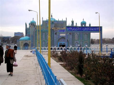 afghanistan facts culture recipes language government eating