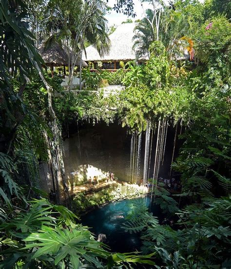 Leggi Agora Qui Ik Kil Cenote In Yucatan Peninsula Mexico