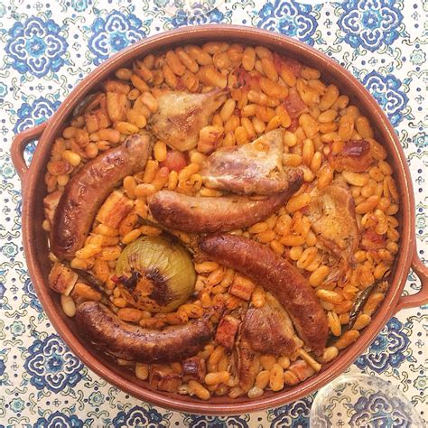 Traditional Cassoulet With Pork Sausage And Duck Confit Recipe At Le Recipes