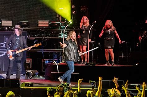 Lynyrd Skynyrd Brings Their Last Of The Street Survivors Farewell Tour To Dallas With Special