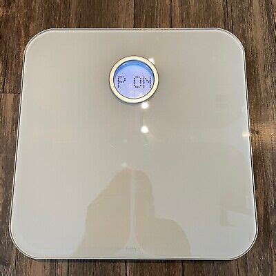 FitBit Aria FB201W White WIFI Smart Scale Glass Fitness Weight Tracker