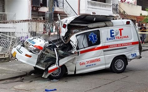 Preocupante Panorama El Jugoso Negocio De Las Ambulancias Por Encima